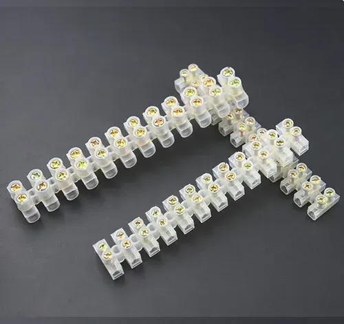 REGLETA PLASTICA 15 AMP