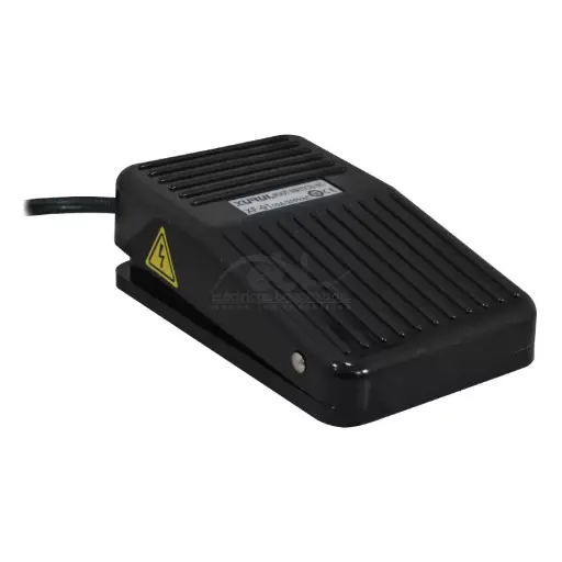 [XF-01] PEDAL PLASTICO PEQUEÑO 10A/125VAC